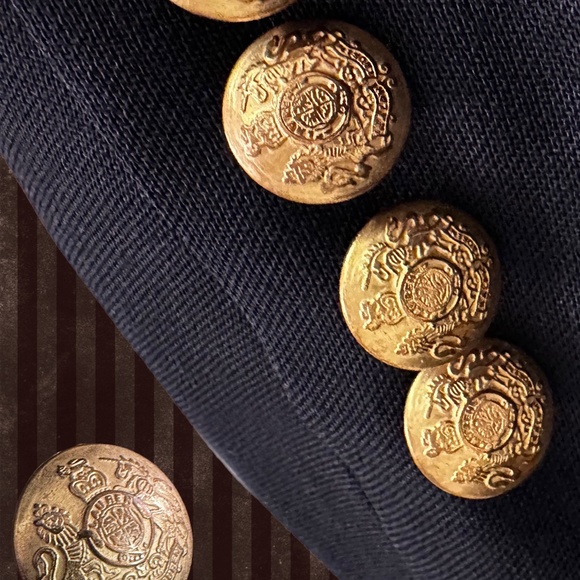 LAUREN - RALPH LAUREN Navy Blue, 3 Button, Crested Blazer, 12P, 100% PURE WOOL - Picture 6 of 16